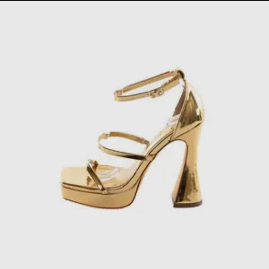 Golden Girl Heel